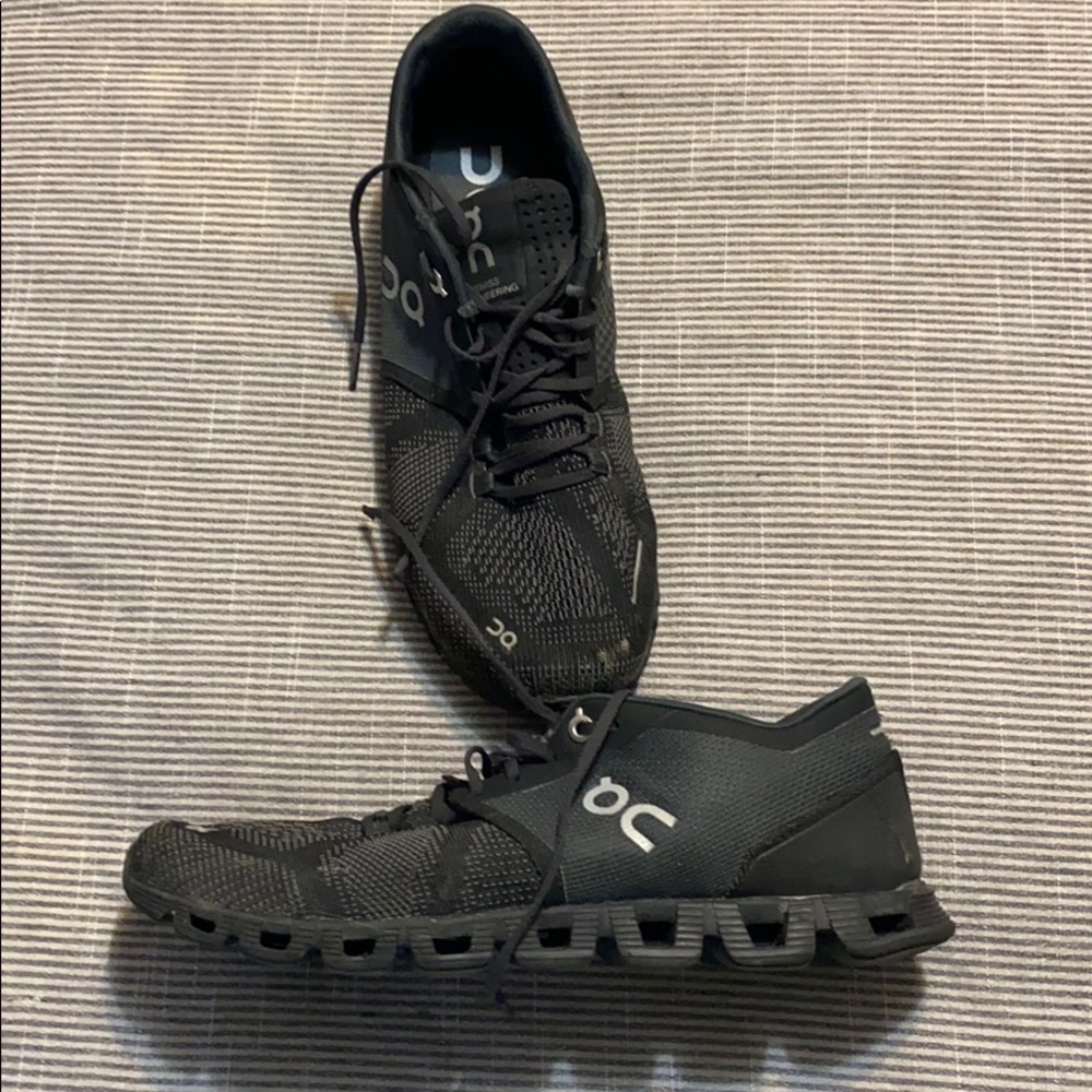 ON cloud running Shoes